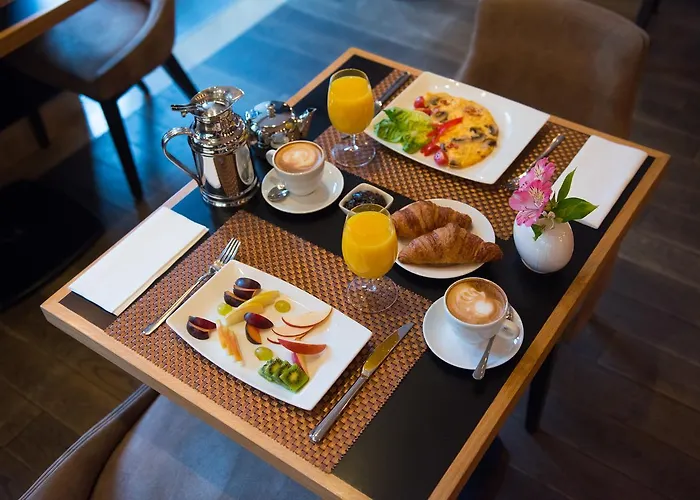 מלון Iberostar Grand 5*